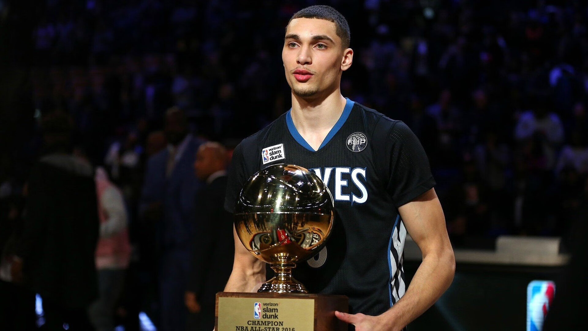 爱游戏体育-_凯尔特人持续领跑联盟，战绩笑傲群雄_，凯尔特人有谁